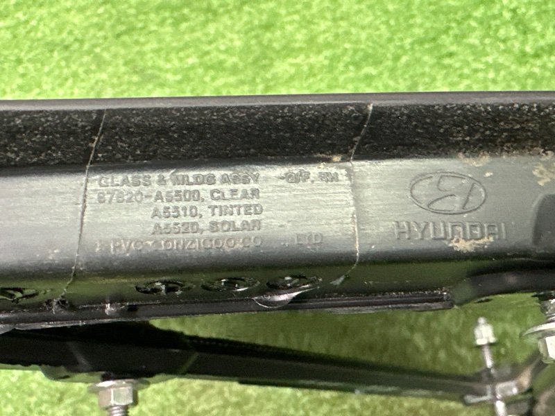Стекло кузовное Hyundai i30 2013