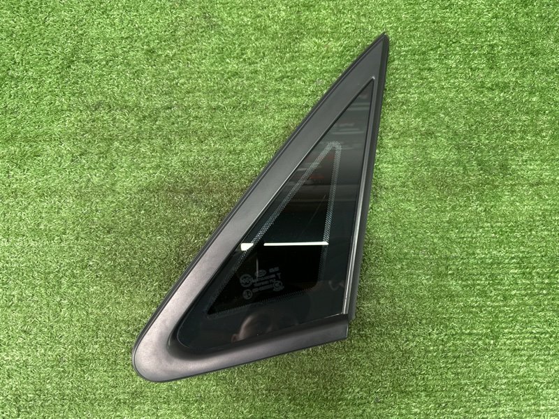 Стекло кузовное Hyundai i30 2013