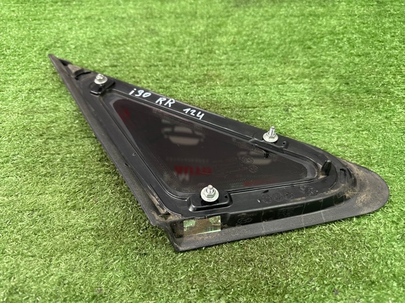 Стекло кузовное Hyundai i30 2013