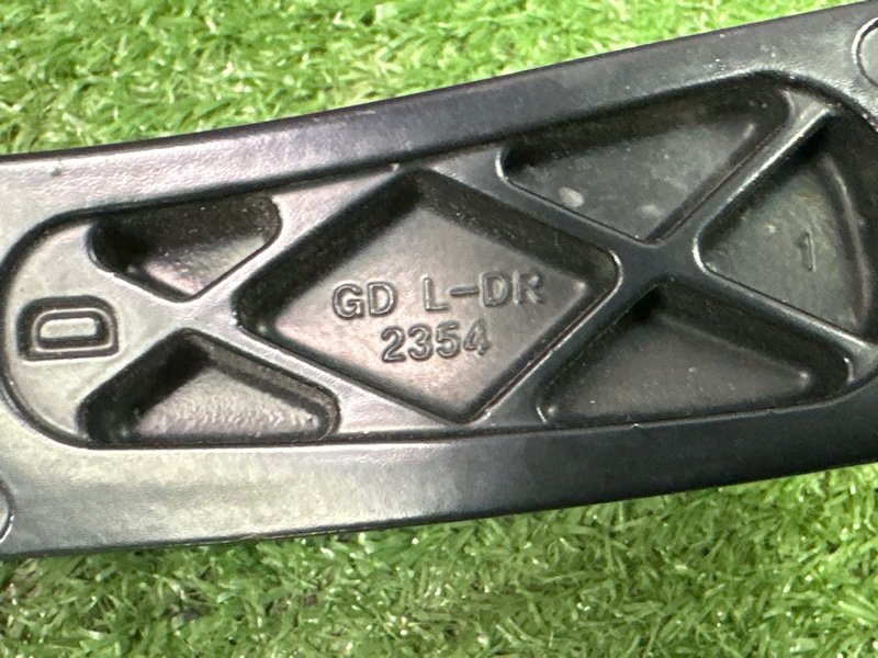 Поводки дворников Hyundai i30 2013