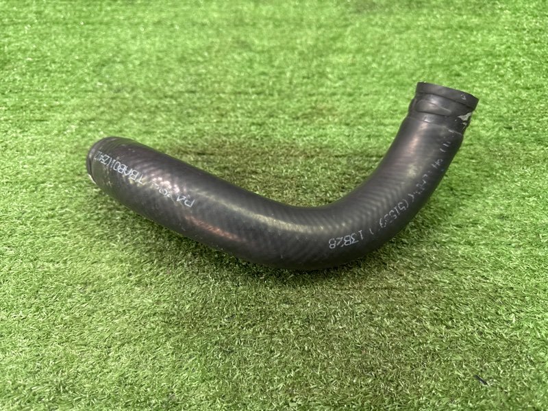 Патрубок радиатора нижний Hyundai i30 2013