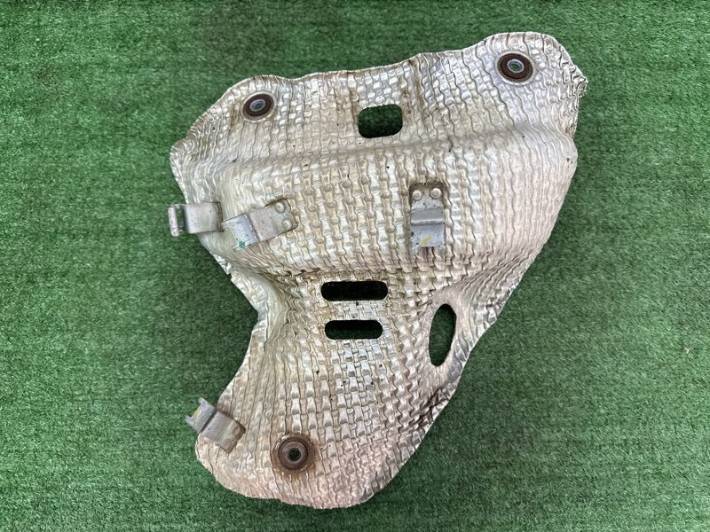 Тепловой экран выпускного коллектора Hyundai i30 2013