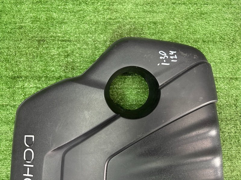 Декоративная крышка двигателя Hyundai i30 2013