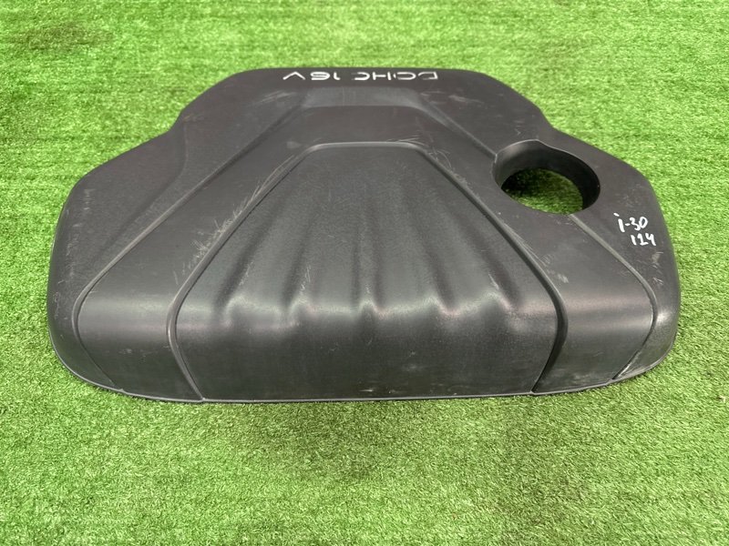 Декоративная крышка двигателя Hyundai i30 2013