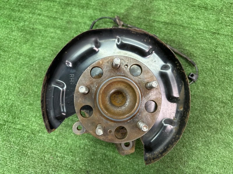 Кулак поворотный Hyundai i30 2013