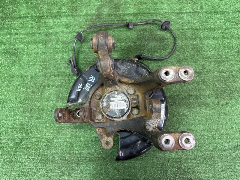 Кулак поворотный Hyundai i30 2013