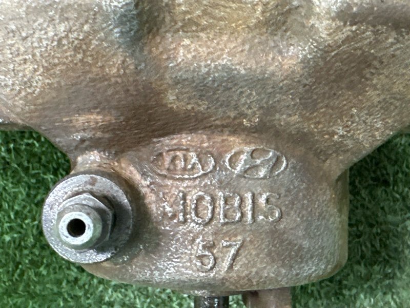 Суппорт тормозной Hyundai i30 2013