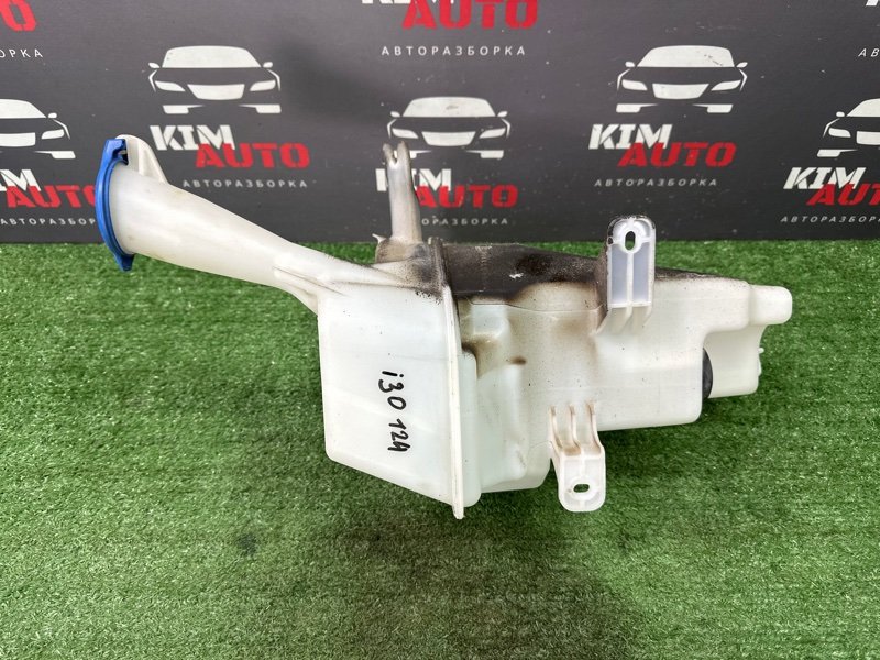 Бачок стеклоомывателя Hyundai i30 2013