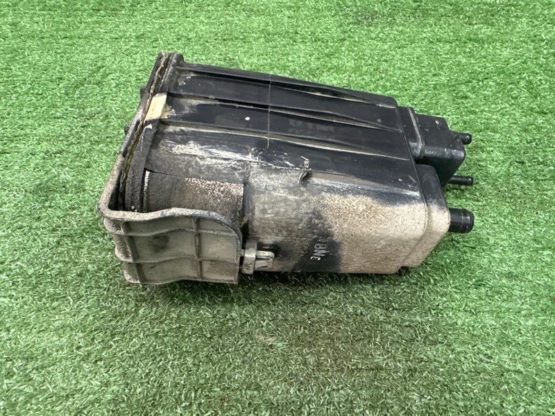 Адсорбер топливный Hyundai i30 2013