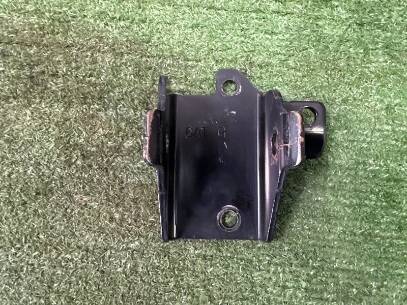 Кронштейн АКПП Hyundai i30 2013