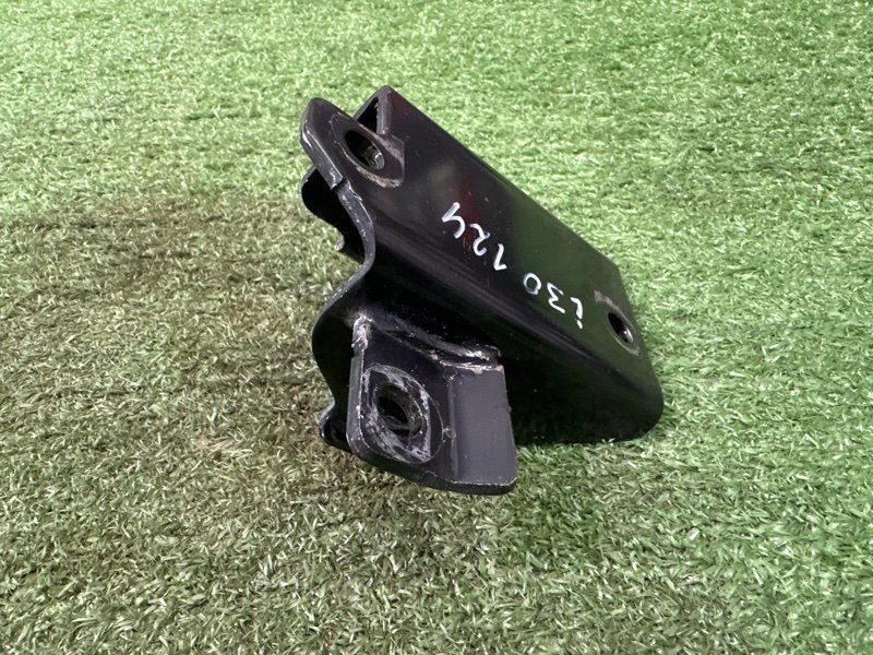 Кронштейн АКПП Hyundai i30 2013