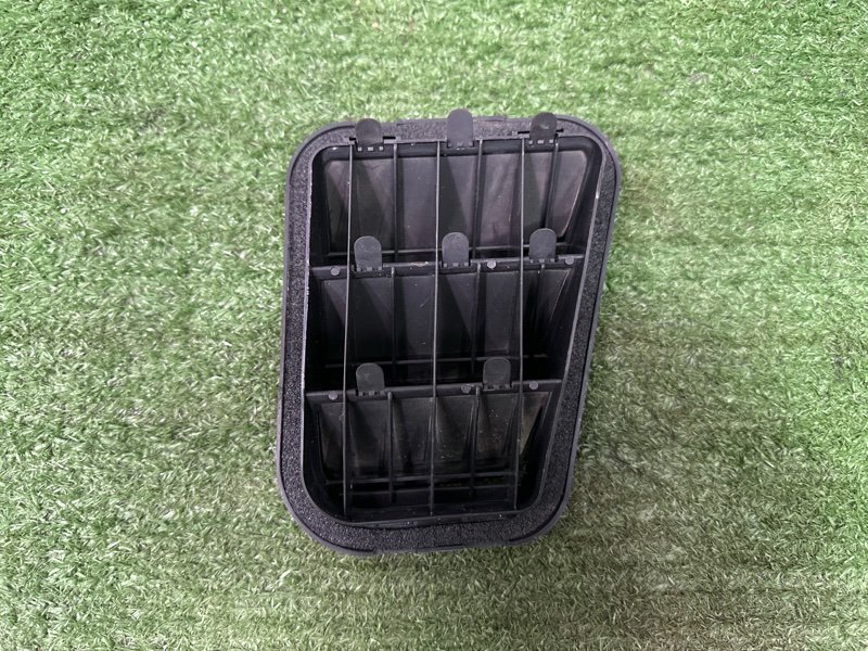 Решетка вентиляционная Hyundai i30 2013