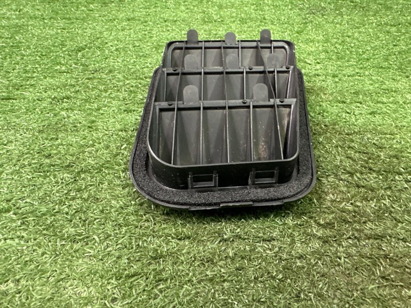 Решетка вентиляционная Hyundai i30 2013