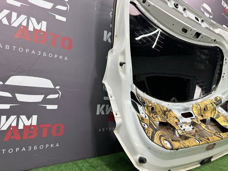 Крышка багажника Hyundai i30 2013