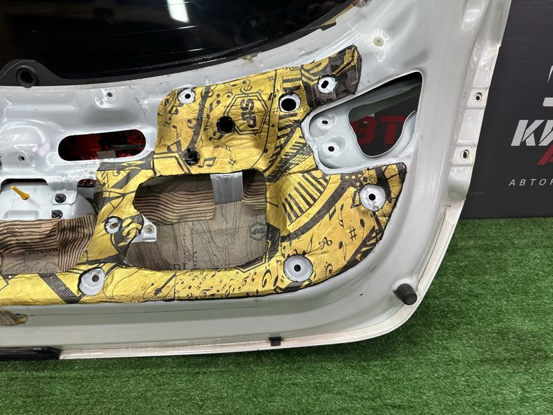 Крышка багажника Hyundai i30 2013