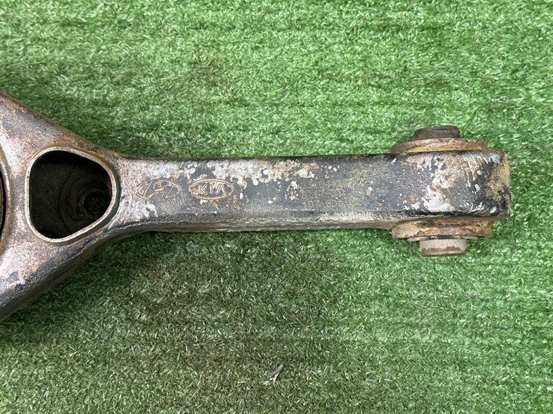 Рычаг подвески Hyundai i30 2013