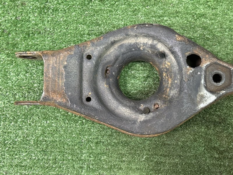 Рычаг подвески Hyundai i30 2013