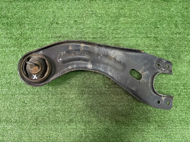 Рычаг подвески задний продольный Hyundai i30 2013