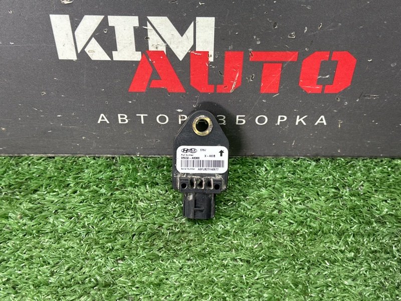 Датчик удара Air Bag Hyundai i30 2013