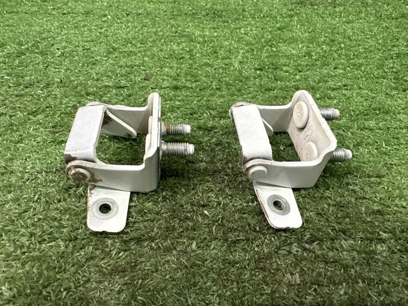 Петли крышки багажника Hyundai i30 2013