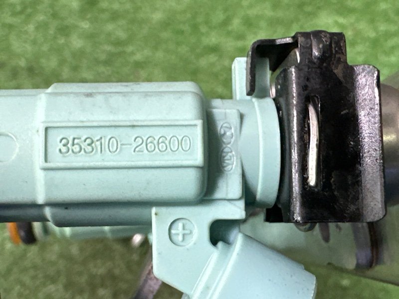 Топливная рейка с форсунками Hyundai i30 2013