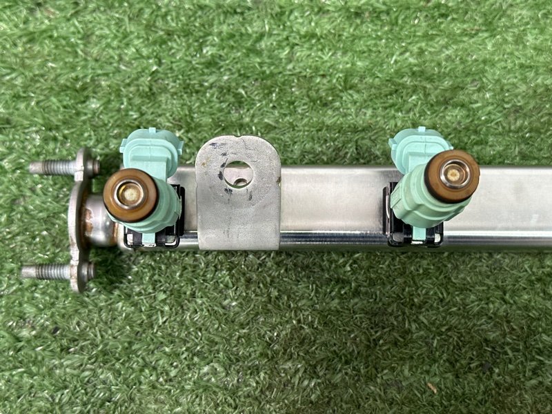 Топливная рейка с форсунками Hyundai i30 2013