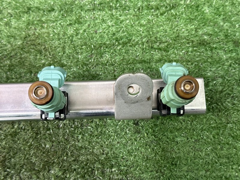 Топливная рейка с форсунками Hyundai i30 2013