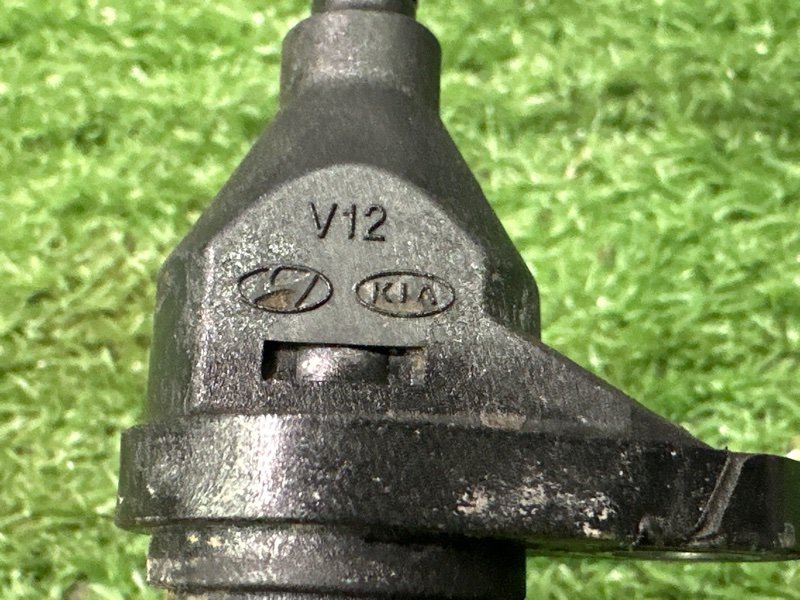 Датчик положения коленвала Hyundai i30 2013