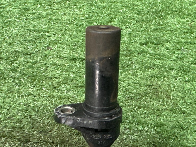 Датчик положения коленвала Hyundai i30 2013