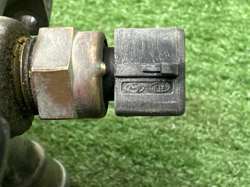 Корпус Фланец Тройник Термостата Hyundai i30 2013