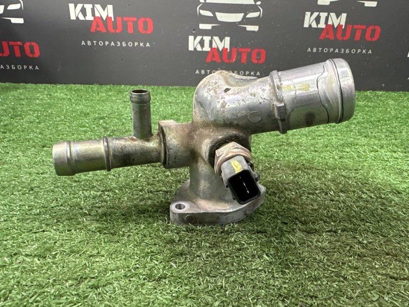 Корпус Фланец Тройник Термостата Hyundai i30 2013