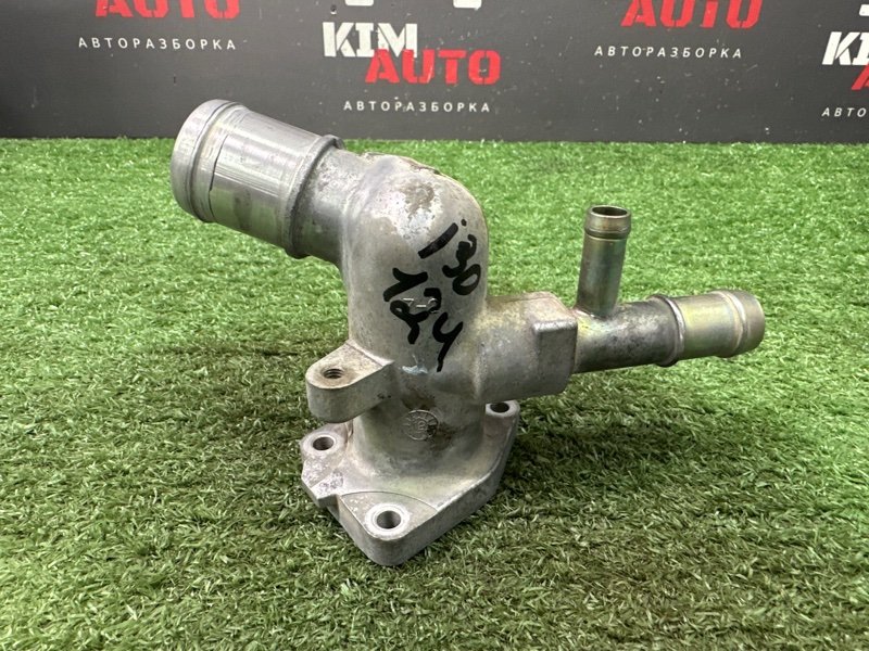 Корпус Фланец Тройник Термостата Hyundai i30 2013