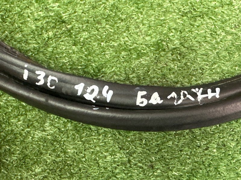 Уплотнитель багажника Hyundai i30 2013