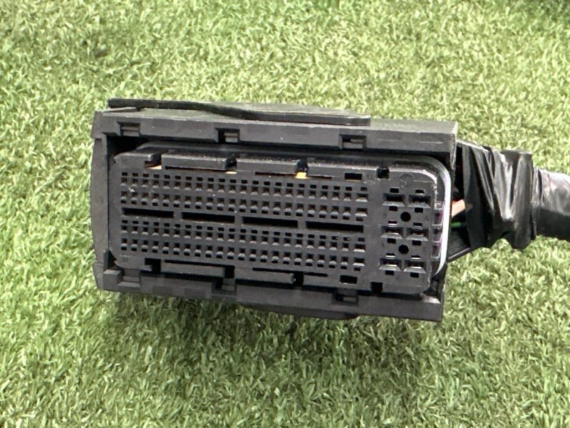 Проводка моторного отсека с блоком предохранителей Hyundai i30 2013