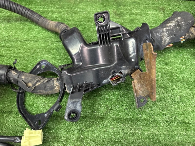 Проводка моторного отсека с блоком предохранителей Hyundai i30 2013