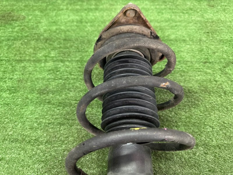 Амортизатор в сборе Hyundai i30 2013