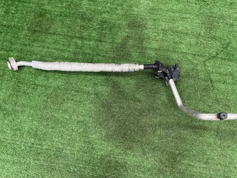 Трубка кондиционера Skoda Fabia 2