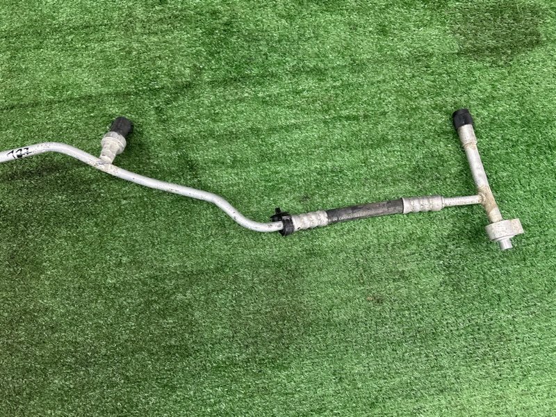 Трубка кондиционера Ford Focus 2