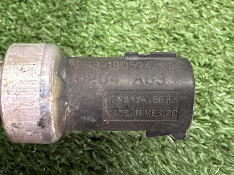 Трубка кондиционера Ford Focus 2