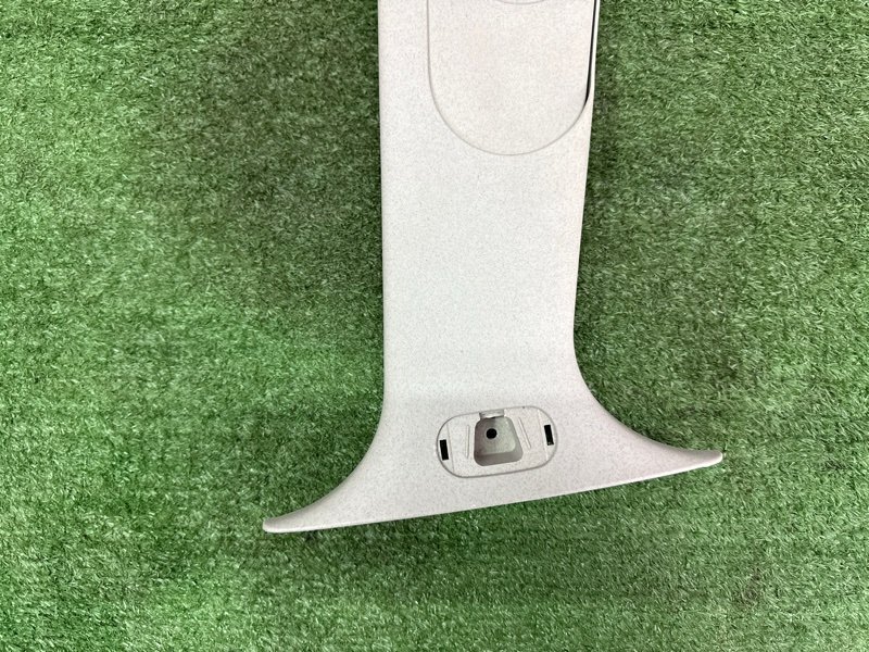 Накладка центральной стойки верхняя Ford Mondeo 3