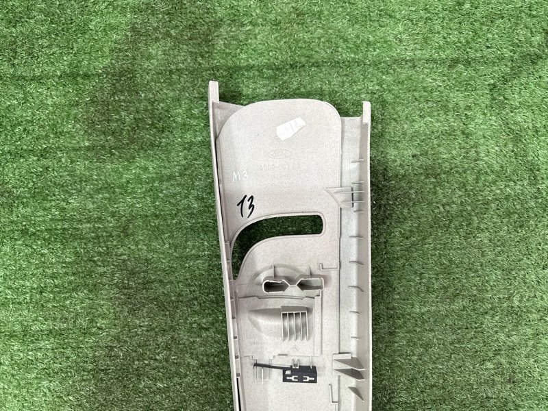 Накладка центральной стойки верхняя Ford Mondeo 3