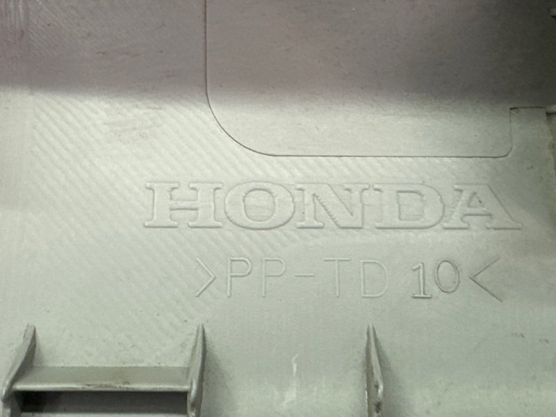 Накладка стойки лобового стекла Honda Civic