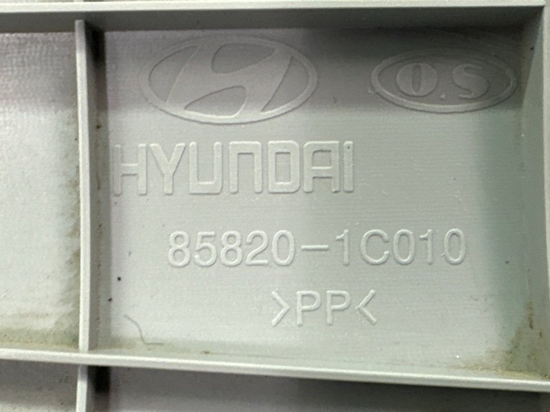 Накладка стойки лобового стекла Hyundai Getz