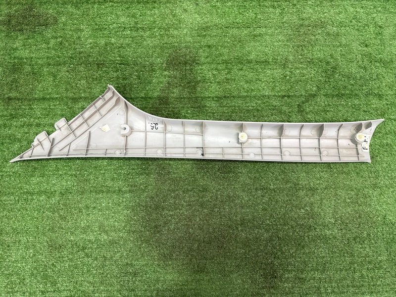 Накладка стойки лобового стекла Hyundai Getz