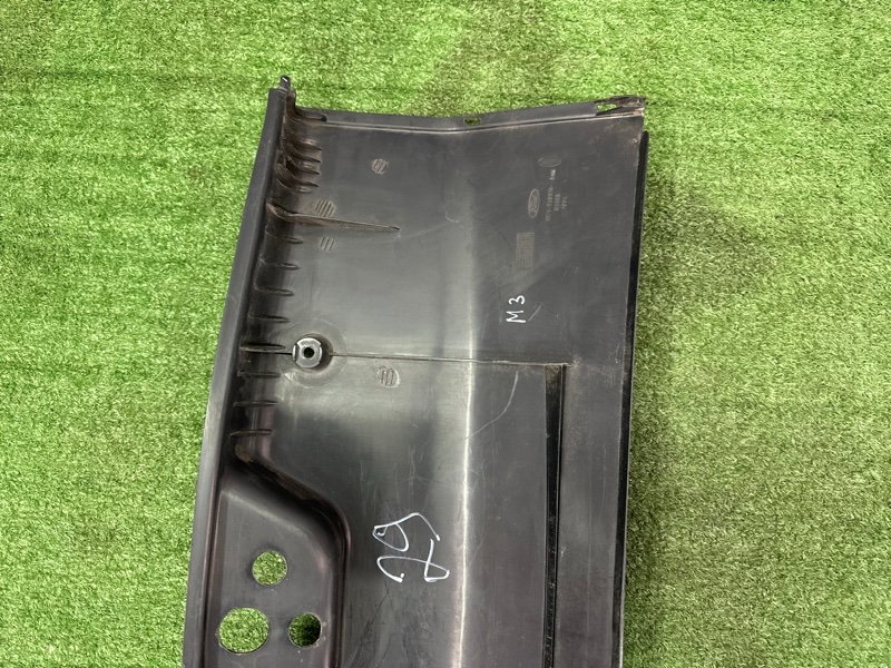 Накладка задней панели Ford Mondeo 3