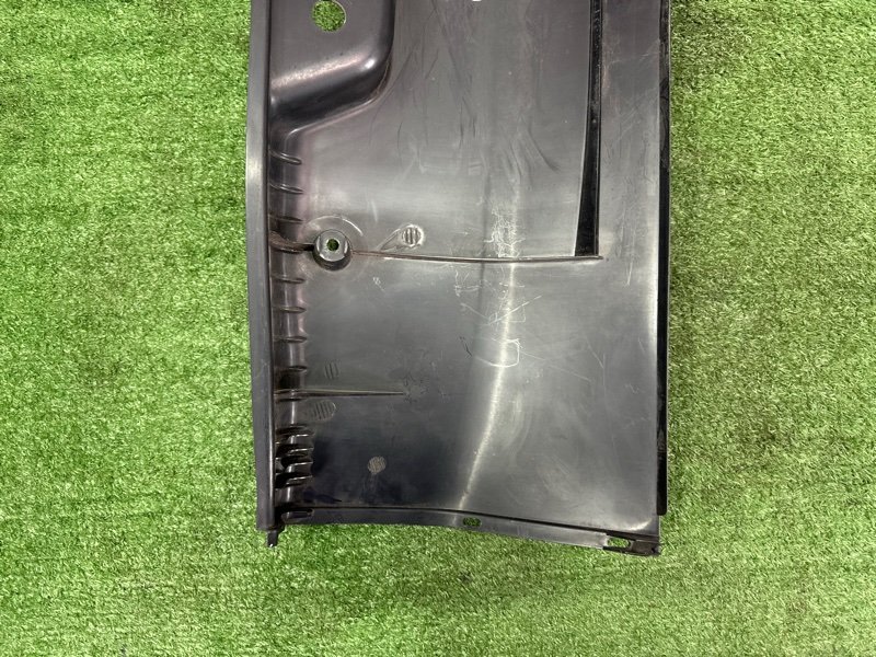 Накладка задней панели Ford Mondeo 3