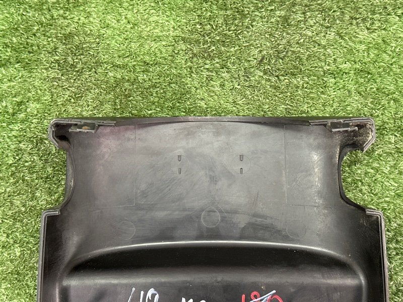 Кожух рулевой колонки Ford Mondeo 3