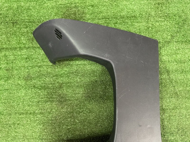 Накладка торпедо нижняя левая Mazda 3 BK