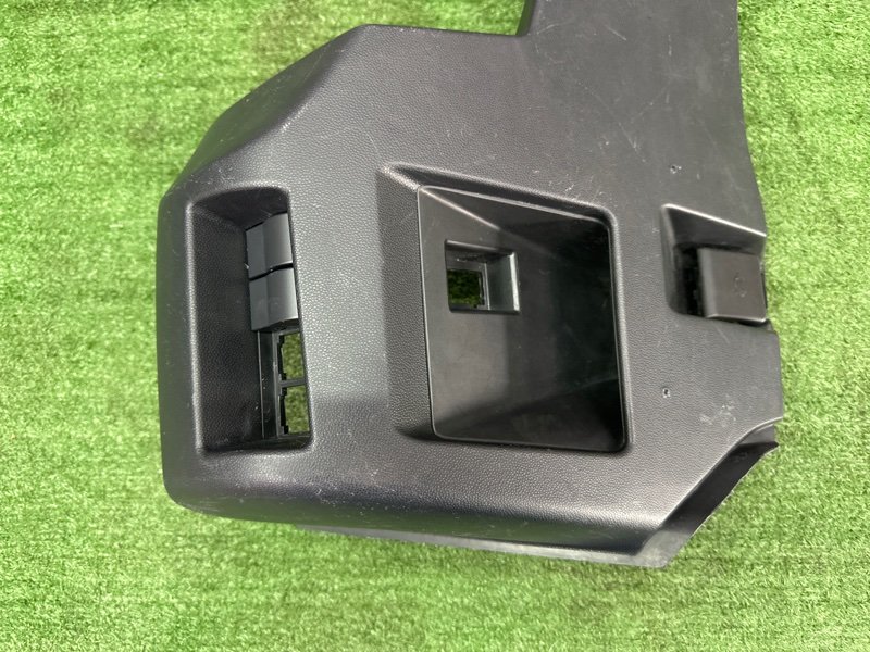 Накладка торпедо нижняя левая Mazda 3 BK