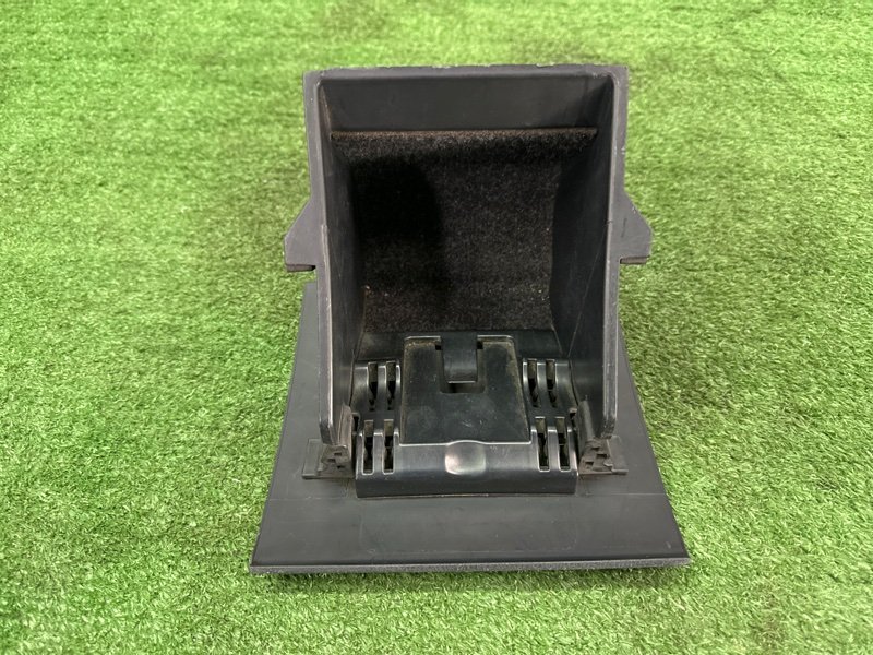 Бардачок Ford Mondeo 3